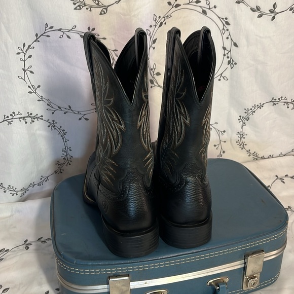 Men’s Black Ariat Square Toe Boots - size 12ee - Picture 3 of 9